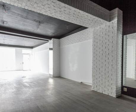 Lokal - 4