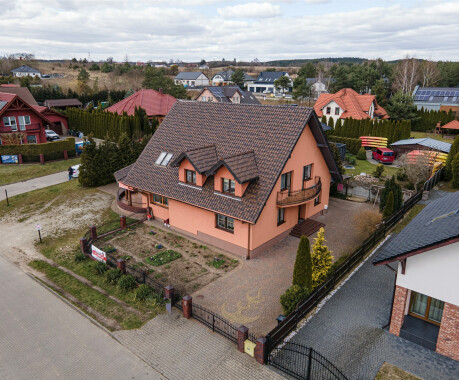 Na sprzedaż dom w Dolaszewie.