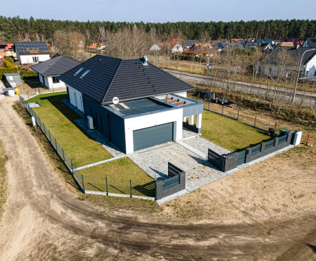 Nowoczesny Dom parterowy Nowa Zawada (k. Piły) | Pompa Ciepła, Smart Home