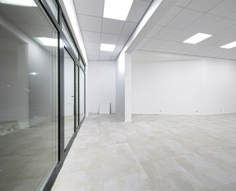 Lokal do wynajęcia 52,79 m² – Piła, Targowisko Miejskie, centrum handlu

 - 3