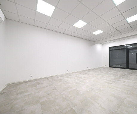 Lokal do wynajęcia 52,79 m² – Piła, Targowisko Miejskie, centrum handlu

