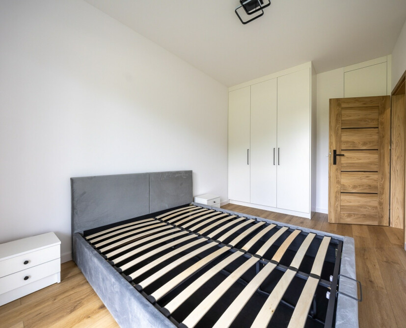 Na wynajem 3 pokojowy apartament z ogródkiem. - 12