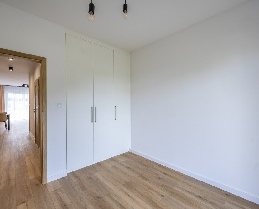 Na wynajem 3 pokojowy apartament z ogródkiem. - 10