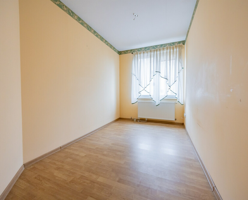 Biurowiec - 12
