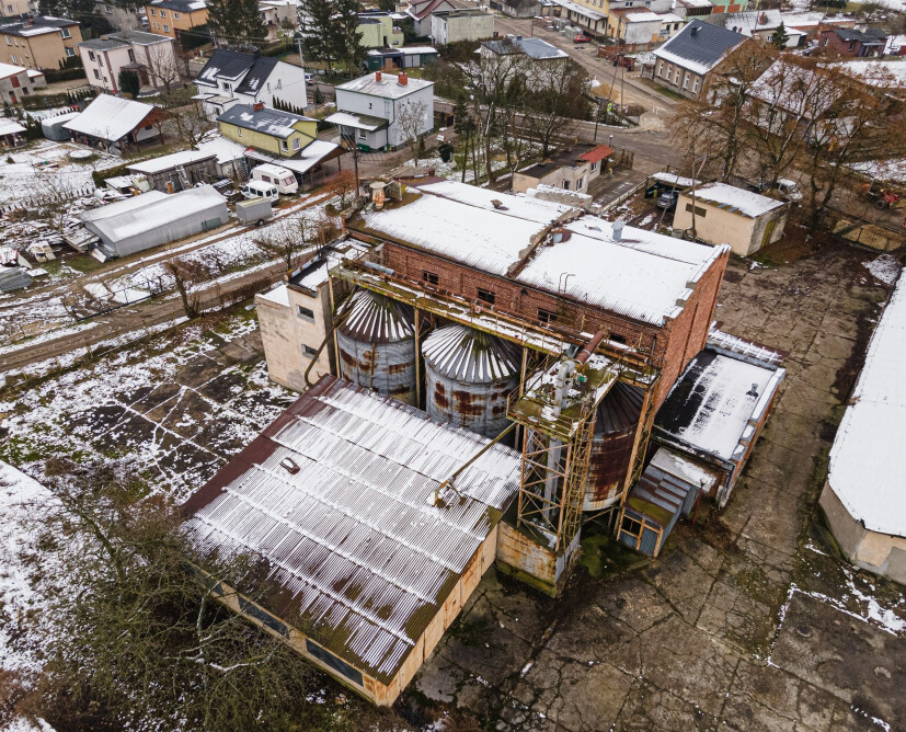 Biurowiec - 18