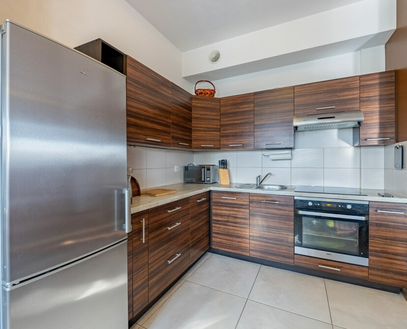 Przestronne mieszkanie 74 m² na Osiedlu Górnym w Pile – balkon, klimatyzacja, winda
Mieszkanie na sprzedaż 74 m² – Osiedle Górne, Piła, ul. Szybowników
Komfortowe mieszkanie 74 m² z balkonem i klimatyzacją – Piła Osiedle Górne
Na sprzedaż: jasne mieszkanie 74 m² z windą i piwnicą – Piła, Osiedle Górne
Mieszkanie 74 m² na Osiedlu Górnym w Pile – idealne dla rodziny - 9