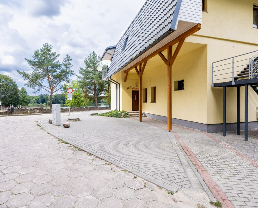 Biurowiec - 10