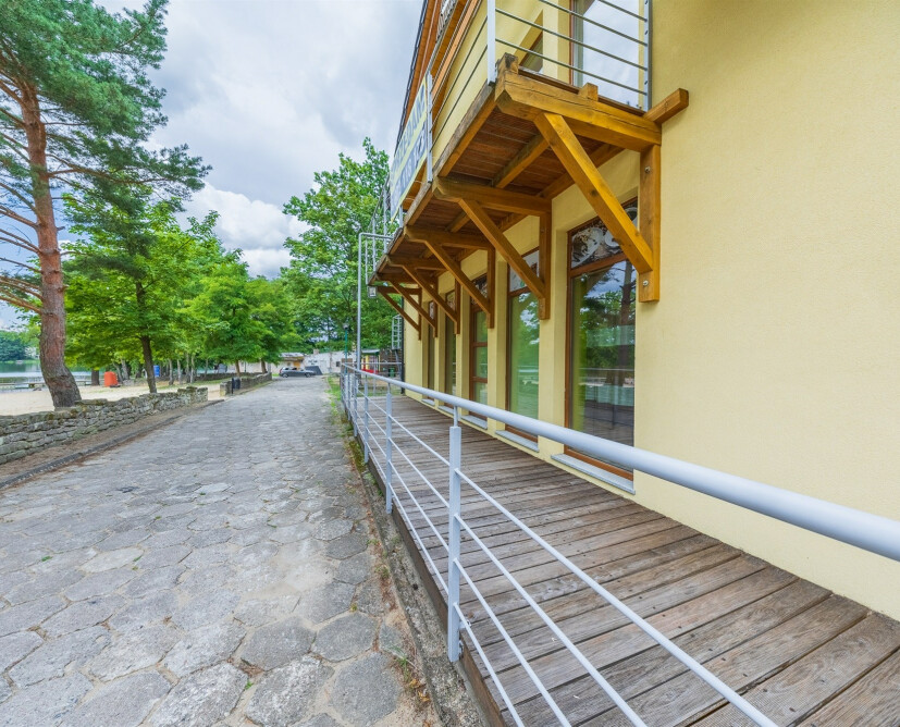 Biurowiec - 11