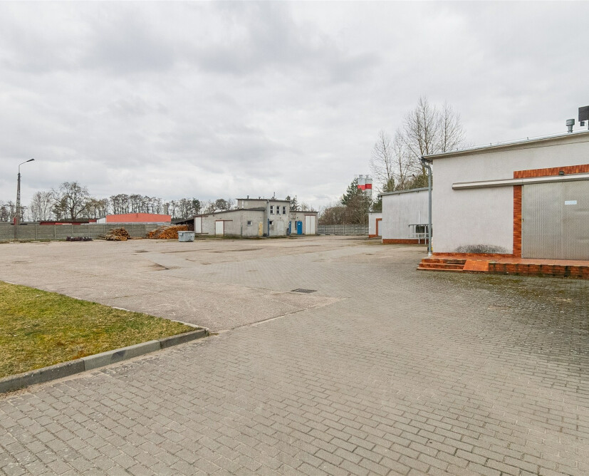 Biurowiec - 16