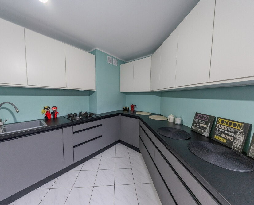 Na sprzedaż duże mieszkanie 2-pokojowe z balkonem w Pile, Śródmieściu - 12