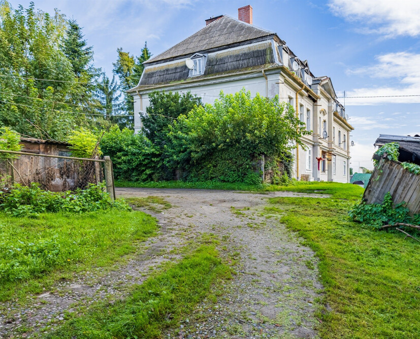 Zabytkowy pałac w Nowinach koło Dzierzgonia na sprzedaż. - 15
