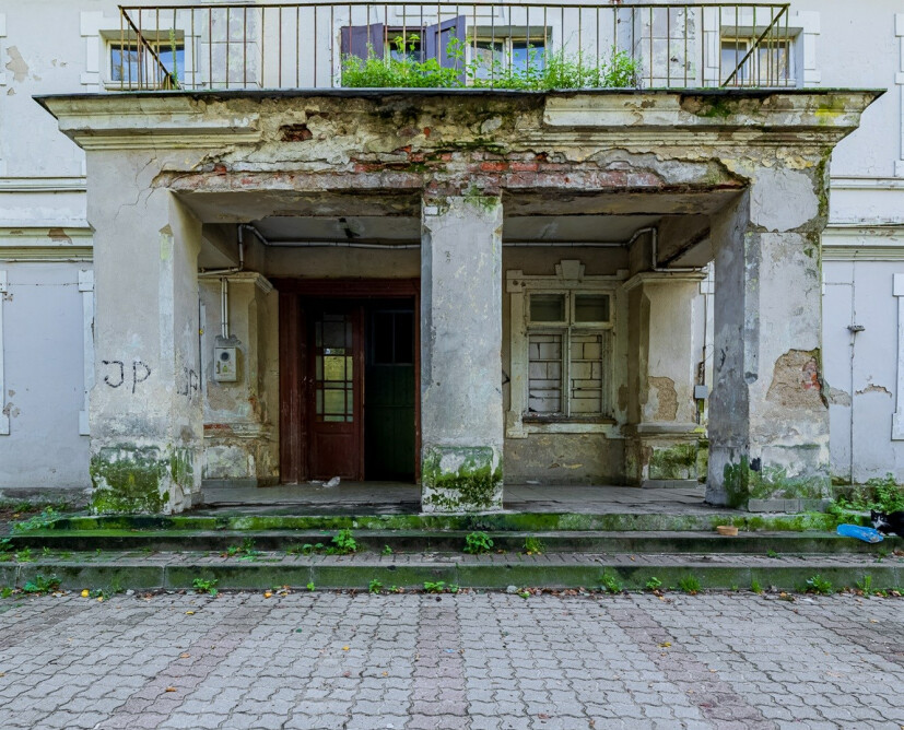 Zabytkowy pałac w Nowinach koło Dzierzgonia na sprzedaż. - 29