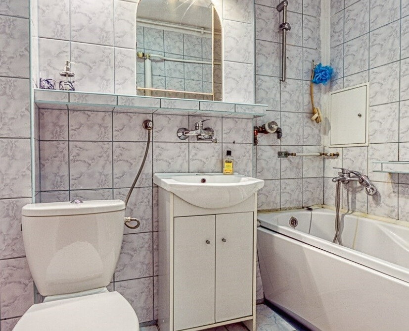 Na wynajem mieszkanie - kawalerka w Centrum Piły, umeblowana z balkonem i piwnicą<br />
&nbsp; - 5