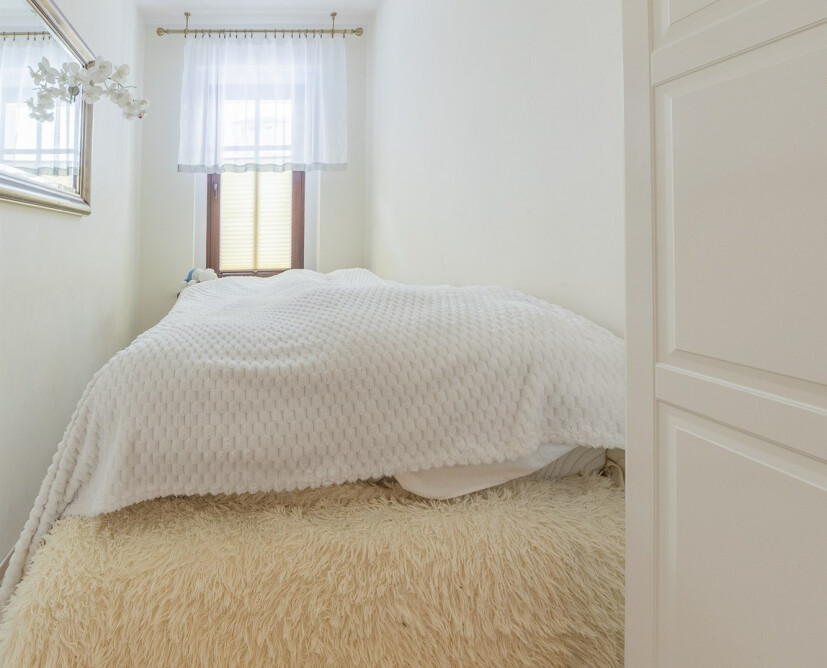 Unikalne mieszkanie blisko 90mkw Pile z 2 garażami i ogrodem – Okazja! - 8