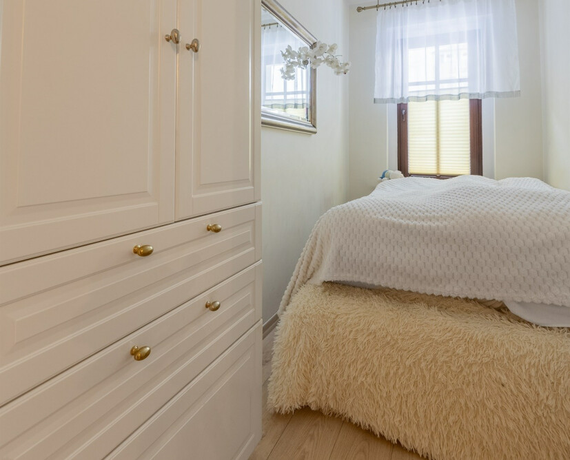 Unikalne mieszkanie blisko 90mkw Pile z 2 garażami i ogrodem – Okazja! - 9