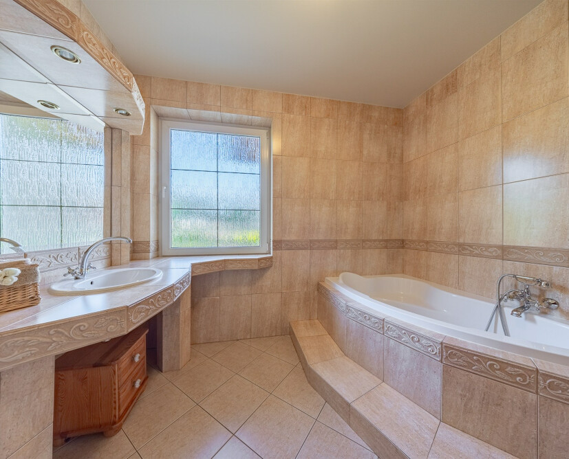 Na sprzedaż dom wolnostojący z garażem w Dolaszewie. - 33