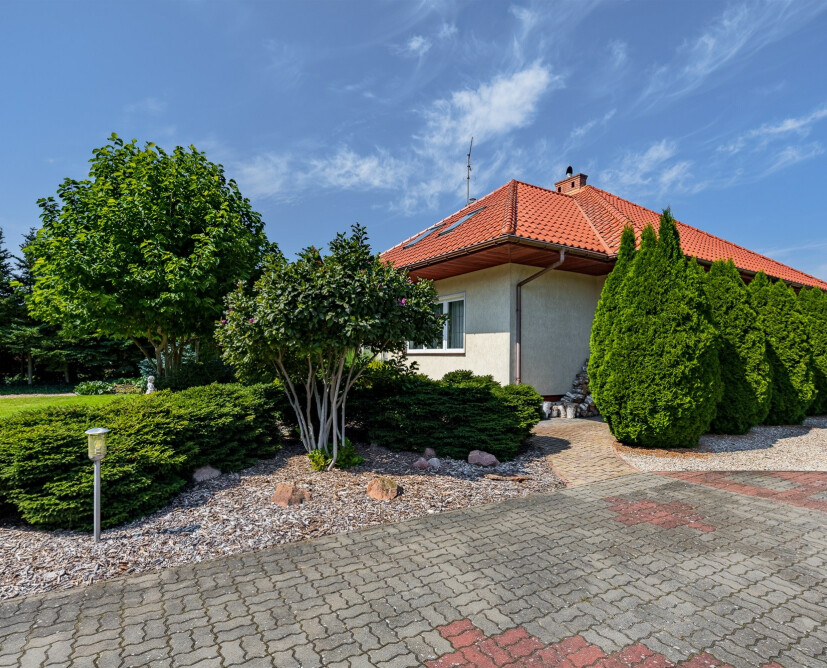 Na sprzedaż dom wolnostojący z garażem w Dolaszewie. - 11