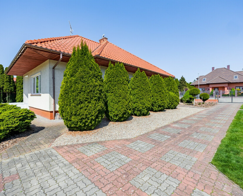 Na sprzedaż dom wolnostojący z garażem w Dolaszewie. - 16