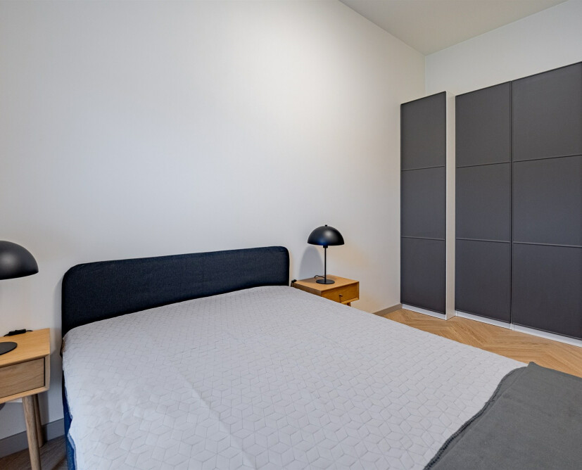 Na wynajem 2 pokojowy apartament z ogródkiem i miejscem postojowym. - 7