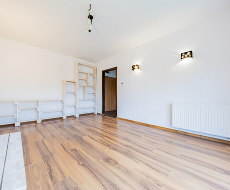 Mieszkanie 2 pokojowe 48m2 na sprzedaz - Jadwiżyn, nowy blok, oddzielna kuchnia.  - 2