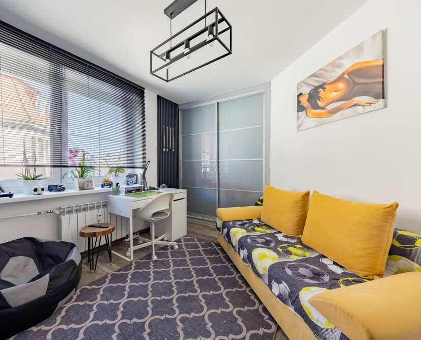 Mieszkanie dla rodziny 73 m, po kapitalnym remoncie, klimatyzacja, pełne umeblowanie - 16