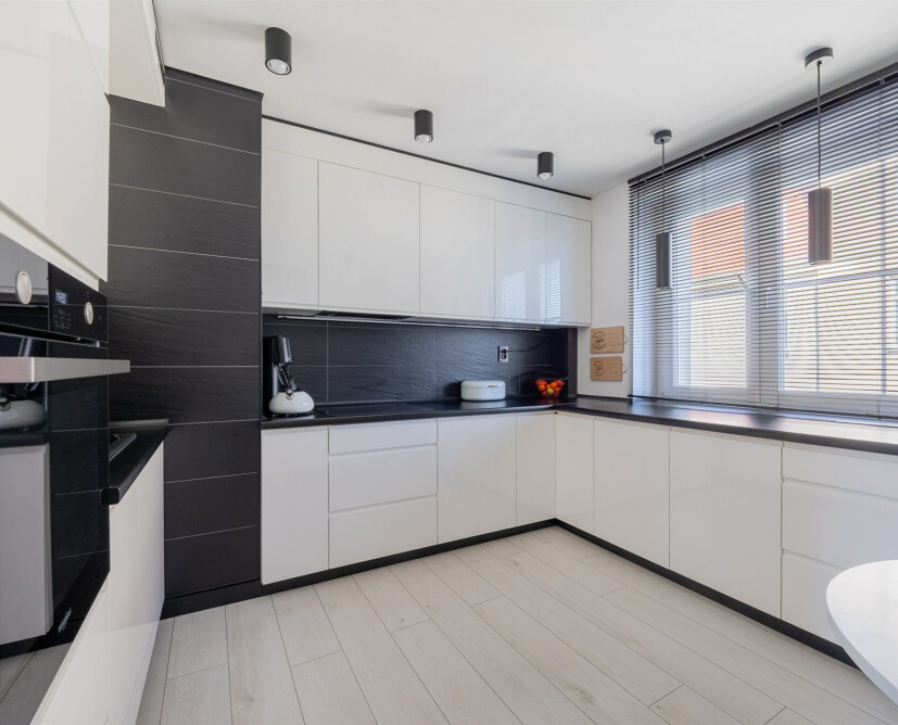 Mieszkanie dla rodziny 73 m, po kapitalnym remoncie, klimatyzacja, pełne umeblowanie - 7