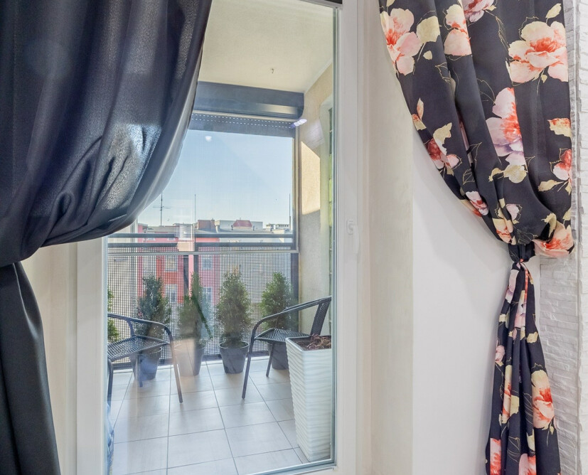 Mieszkanie dla rodziny 73 m, po kapitalnym remoncie, klimatyzacja, pełne umeblowanie - 19