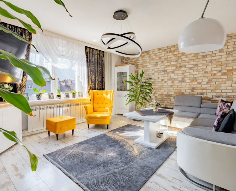 Mieszkanie dla rodziny 73 m, po kapitalnym remoncie, klimatyzacja, pełne umeblowanie - 1