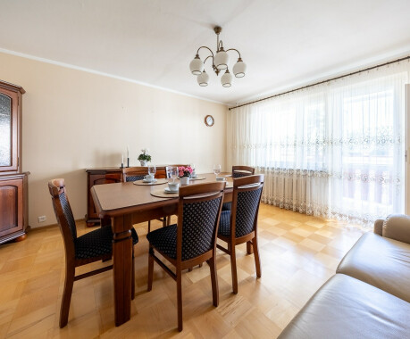 Na sprzedaż 3 pokojowe mieszkanie na parterze z balkonem w Pile. - 3