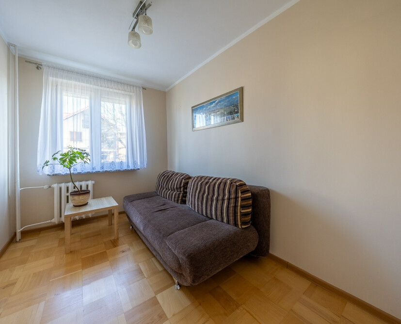 Na sprzedaż 3 pokojowe mieszkanie na parterze z balkonem w Pile. - 10