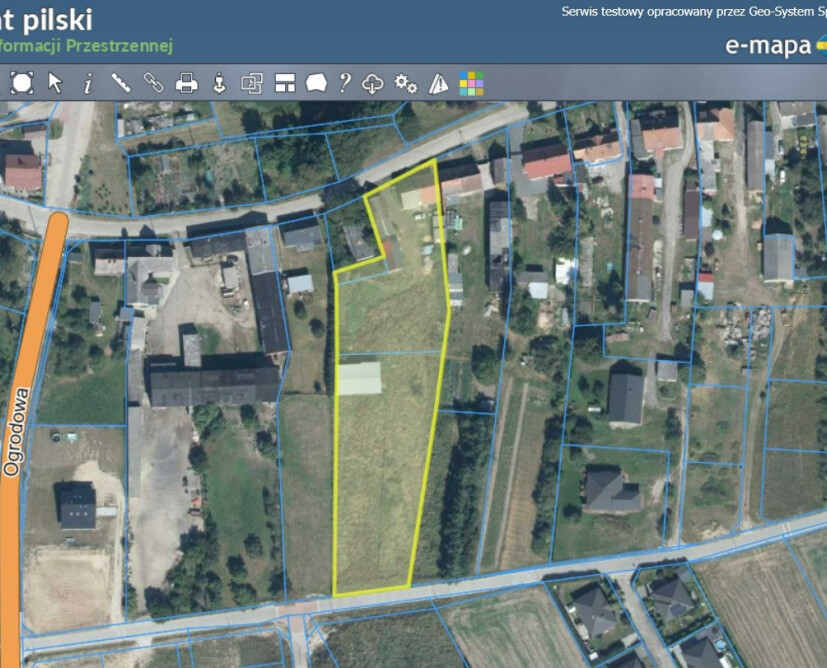 Okazja inwestycyjna: 5363 m2 w centrum Szydłowa z dostępem do dwóch dróg - 8