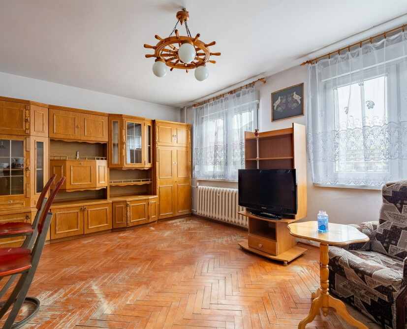 Kawalerka 26m2 w centrum, Parter, Do remontu, Niskie opłaty, Piwnica - 1