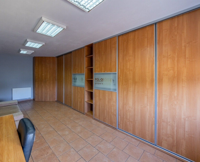 Biurowiec - 14