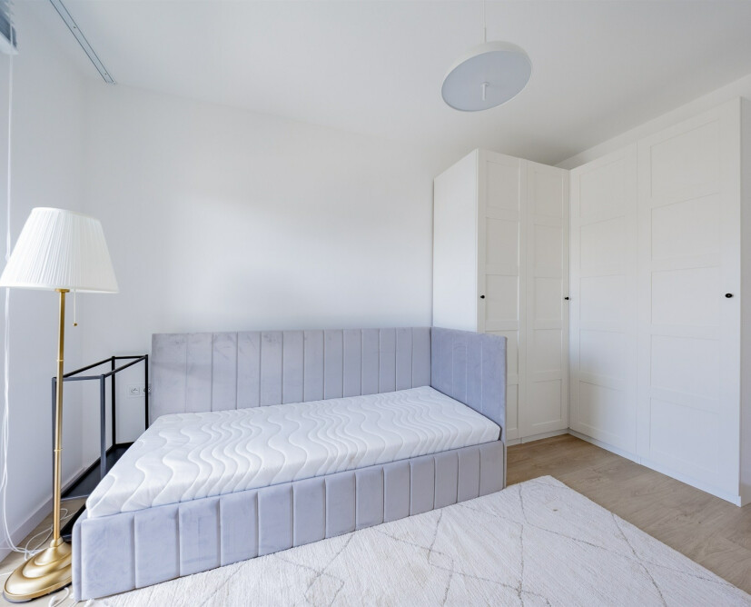 3-pokojowe mieszkanie na wynajem  - 13