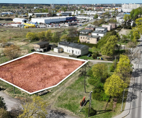 Na sprzedaż działka mieszkaniowo- usługowa w Pile. 