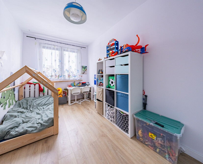 <b><span>Na sprzedaż kompaktowe mieszkanie 3‑pokojowe na Osiedlu Górnym w Pile</span></b><br />
&nbsp; - 14
