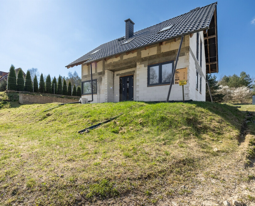 Dom w stanie surowym zamkniętym, Stara Łubianka, działka 1252 m2, projekt ARCHON - 2