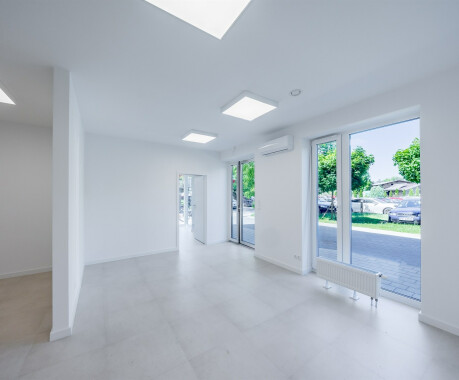 Lokal usługowy 61,60 m2, Centrum miasta, Nowy budynek, ul. Kwiatowa - 4
