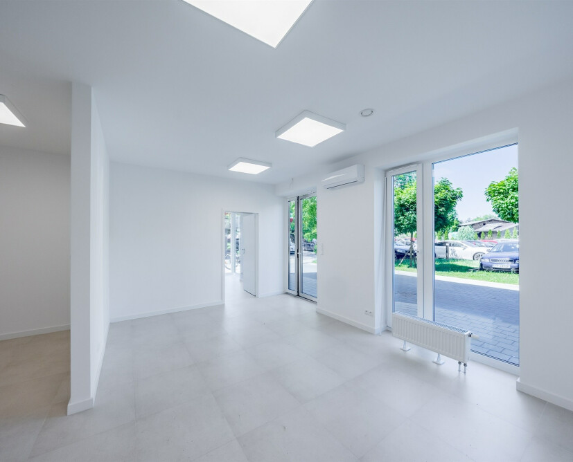 Lokal usługowy 61,60 m2, Centrum miasta, Nowy budynek, ul. Kwiatowa - 4
