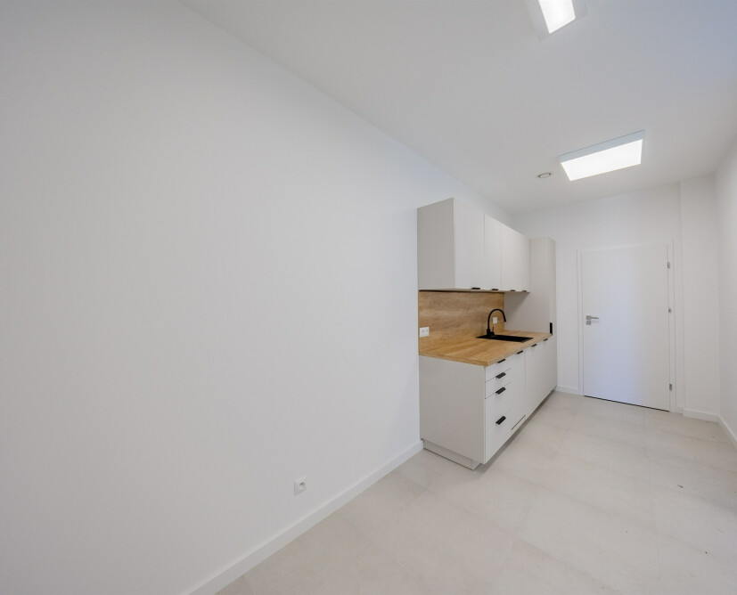 Lokal usługowy 61,60 m2, Centrum miasta, Nowy budynek, ul. Kwiatowa - 8