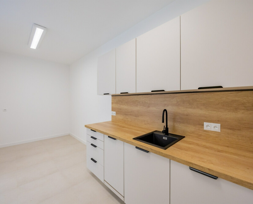 Lokal usługowy 61,60 m2, Centrum miasta, Nowy budynek, ul. Kwiatowa - 9