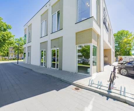 Lokal usługowy 61,60 m2, Centrum miasta, Nowy budynek, ul. Kwiatowa - 1
