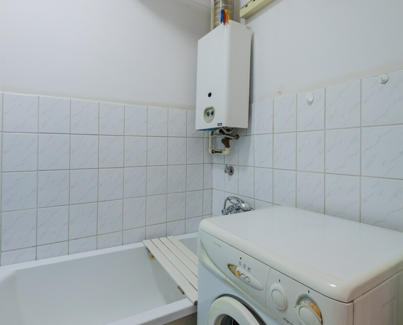 2-pokojowe mieszkanie w centrum miasta 45,19 m2, I piętro, duża piwnica - 11