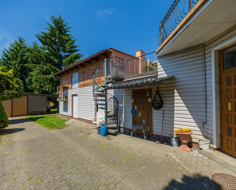 Dom z częścią usługową na sprzedaż | Białośliwie | 270 m² | Działka 1020 m²< - 21