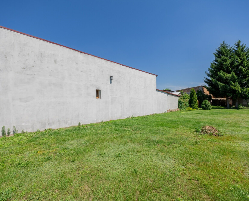 Dom z częścią usługową na sprzedaż | Białośliwie | 270 m² | Działka 1020 m²< - 27