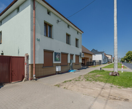 Dom z częścią usługową na sprzedaż | Białośliwie | 270 m² | Działka 1020 m²< - 1