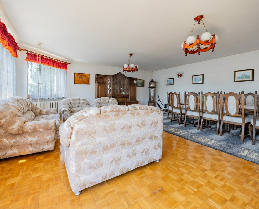 Dom z częścią usługową na sprzedaż | Białośliwie | 270 m² | Działka 1020 m²< - 18
