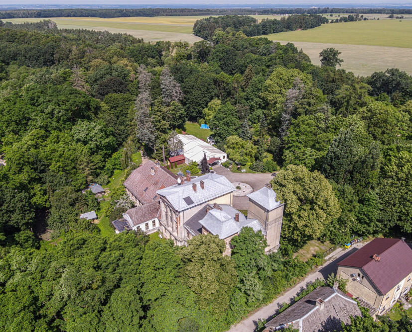 Pałac Jabłonowo na sprzedaż. Obiekt hotelowo - restauracyjny ze stawami. - 10