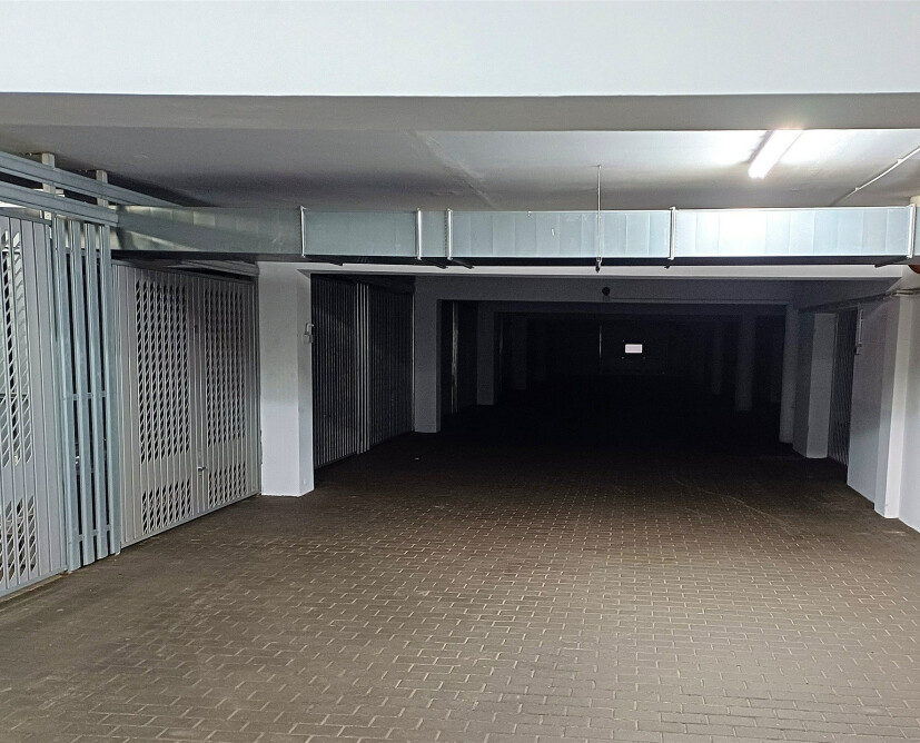 Garaż na sprzedaż 18m² – Piła, ul. Młynarska (Zielona Dolina) - 2