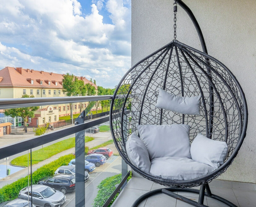 Na sprzedaż komfortowe mieszkanie z antresolą  w Pile na Zamościu. - 25